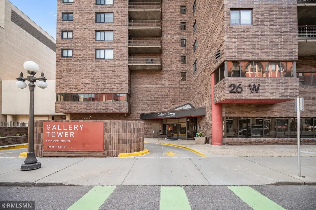 26 10th St W #803