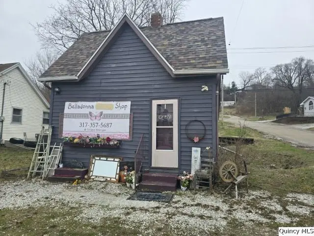 398 W 3rd