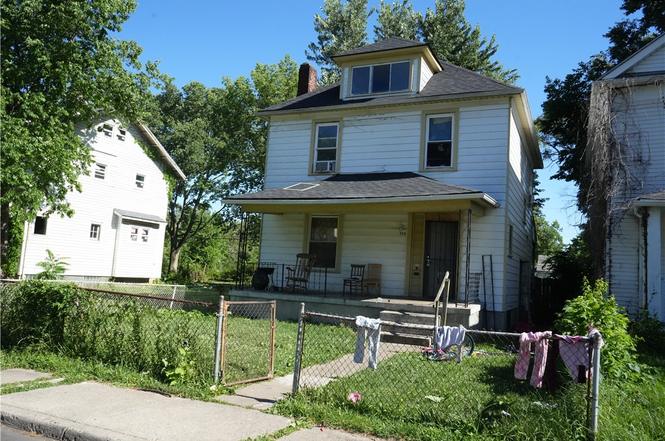 352 Bolander Ave