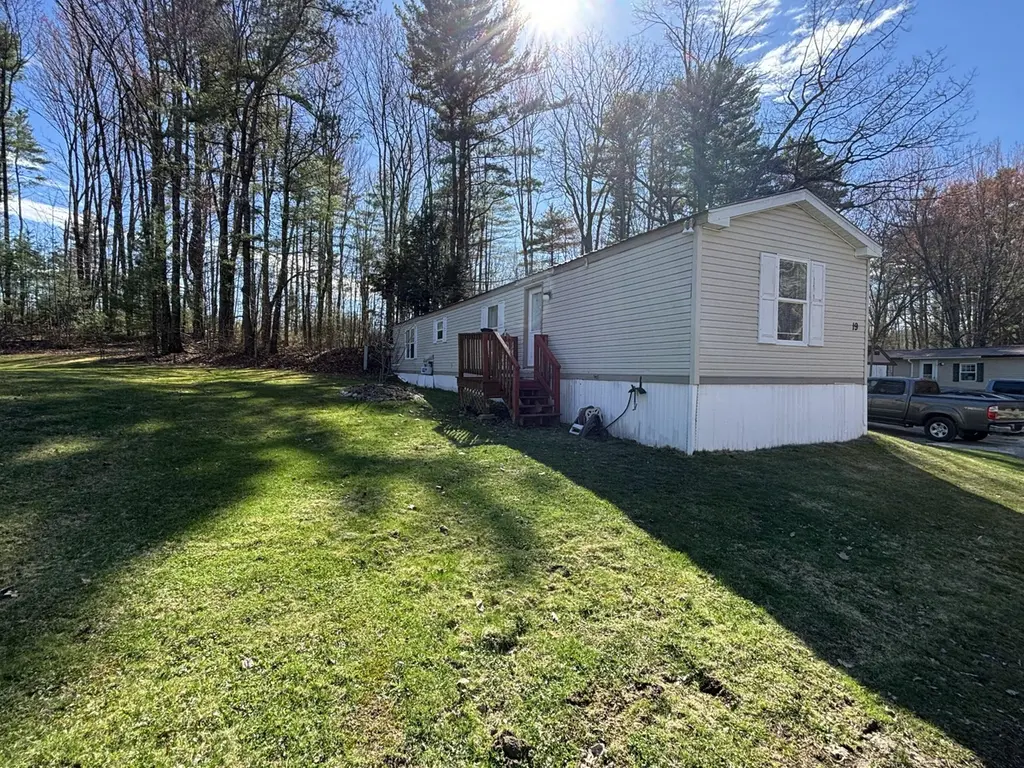 1038 Portland Rd #19