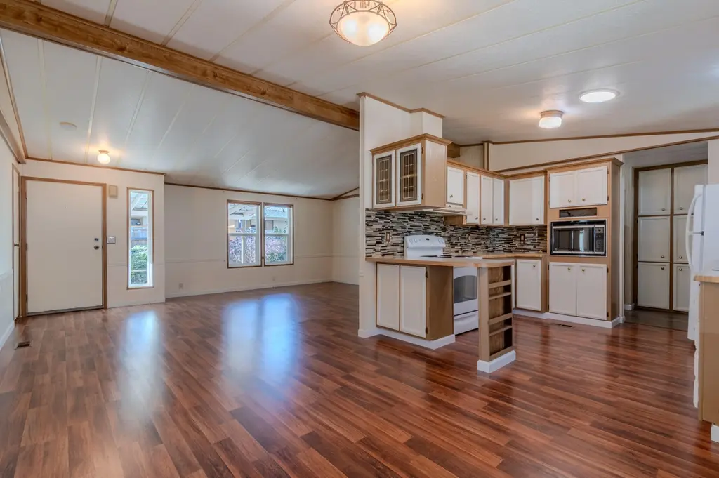 215 Tolman Creek Rd Spc 10