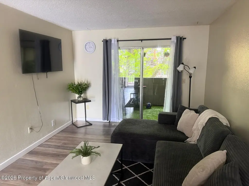 51519 1 Hwy 6 Unit C-43