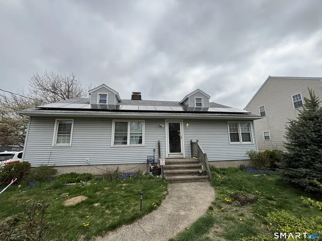 48 Opal St