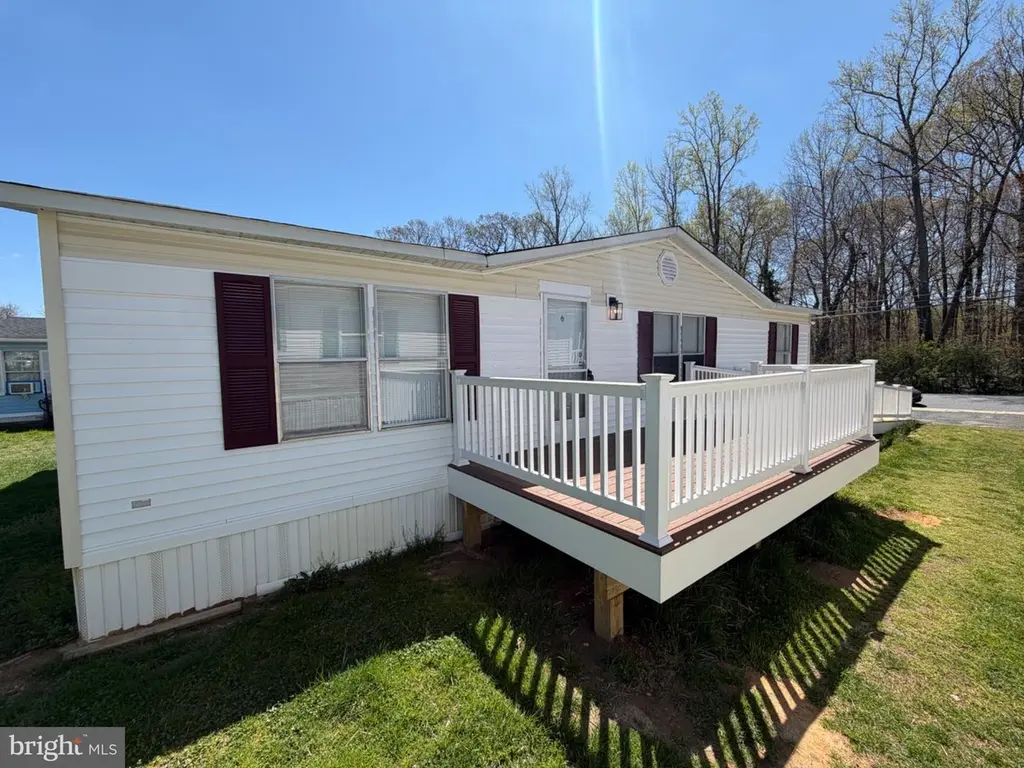 227 Forest Green Rd