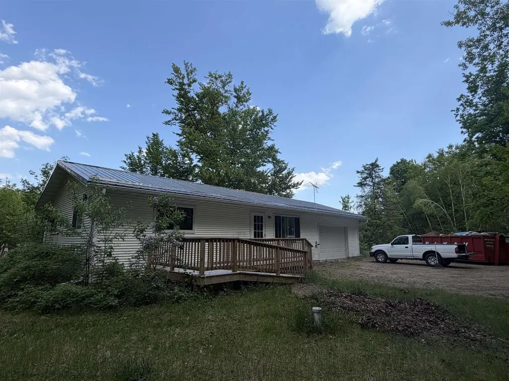 7674 County Road V
