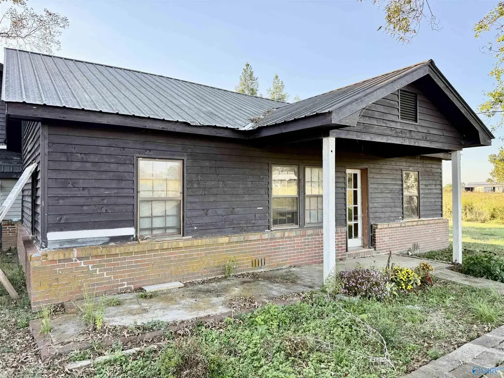 768 County Road 25