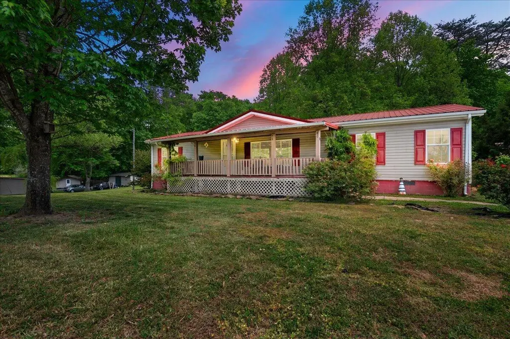 598 Skaggs Branch Rd