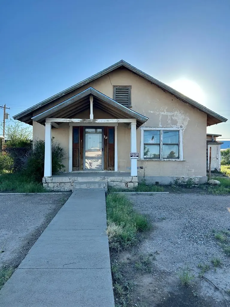 1105 N Front