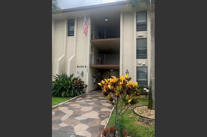 7750 W Mcnab Rd #219