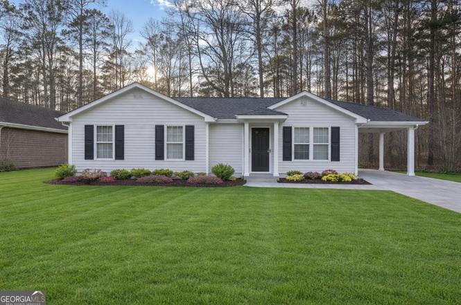 6385 Emerald Pointe Cir