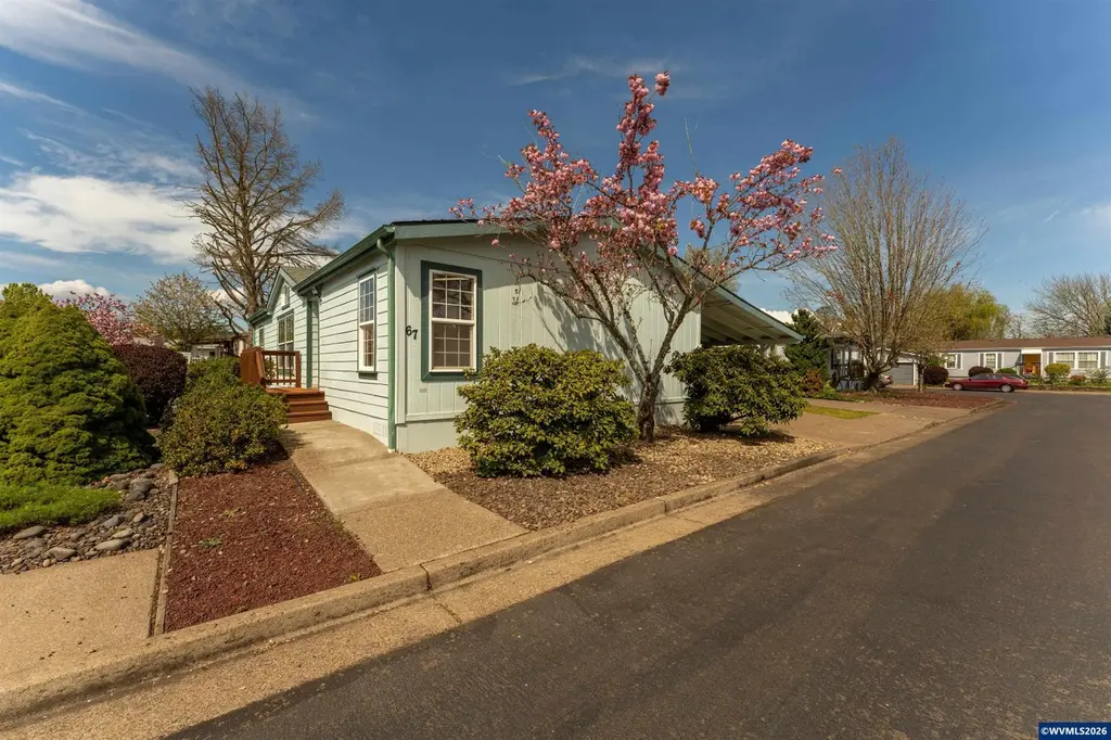 2601 NE Jack London St #67