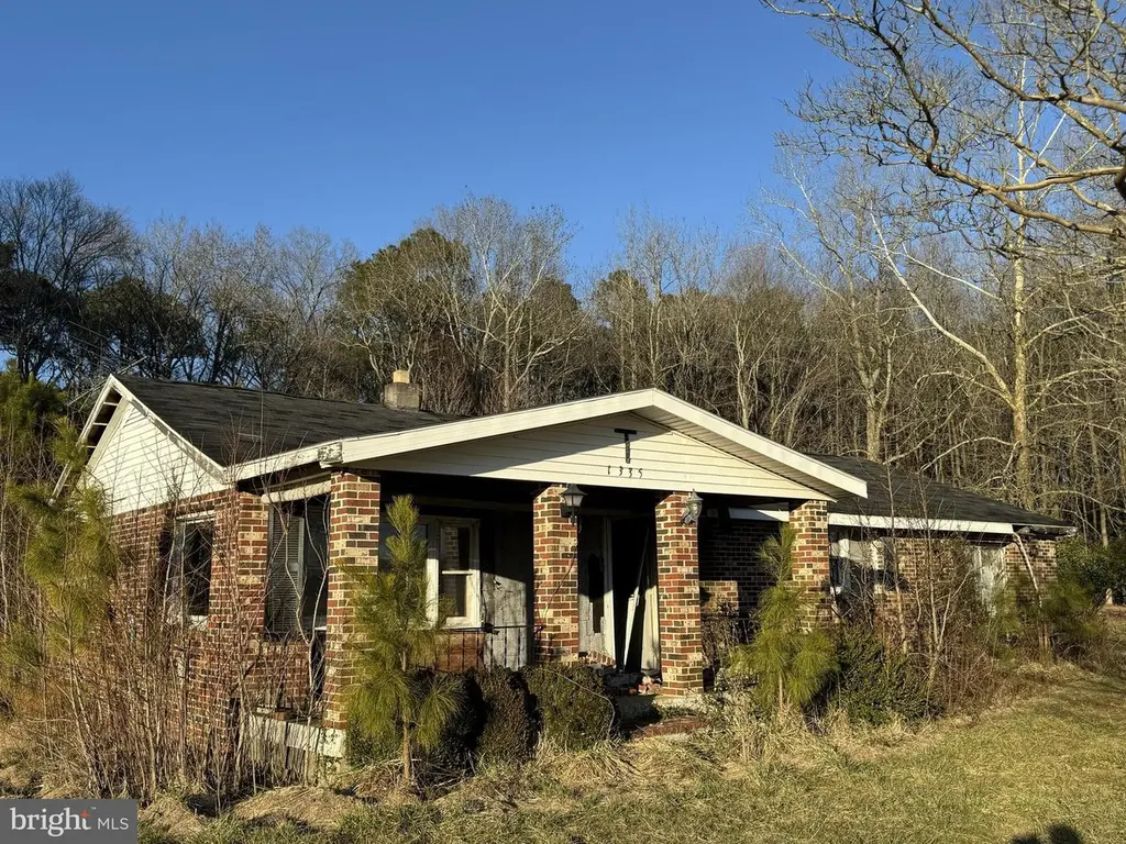 1335 Colona Rd
