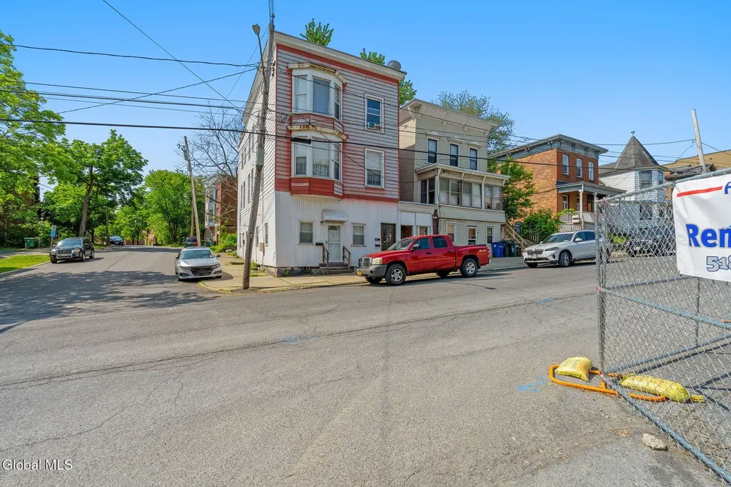 68 Vliet St