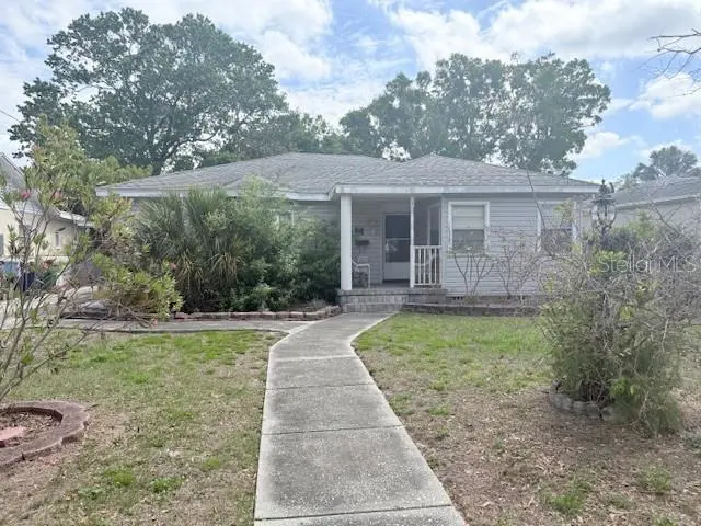 212 S Bradford Ave