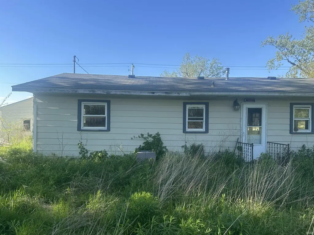 1212 W State Road 18 Rd