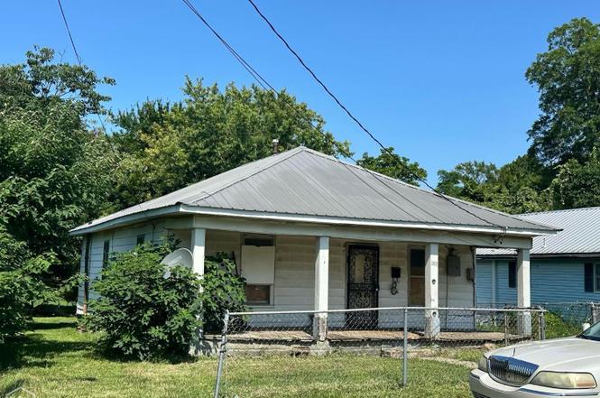 207 Miller St