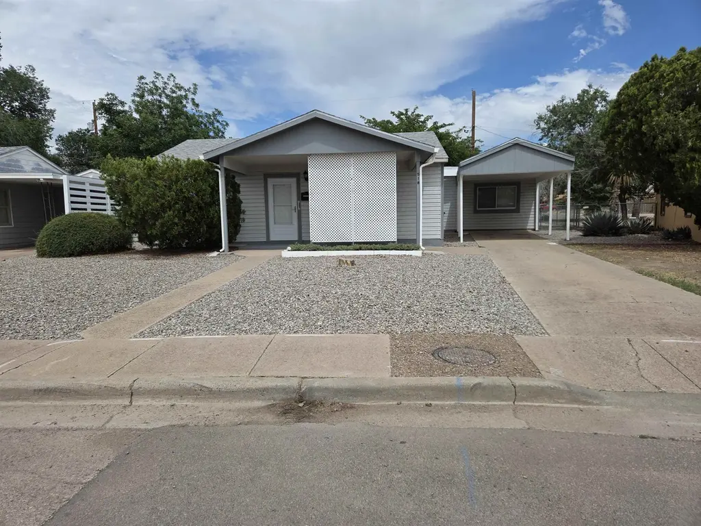 518 Linda Vista Dr