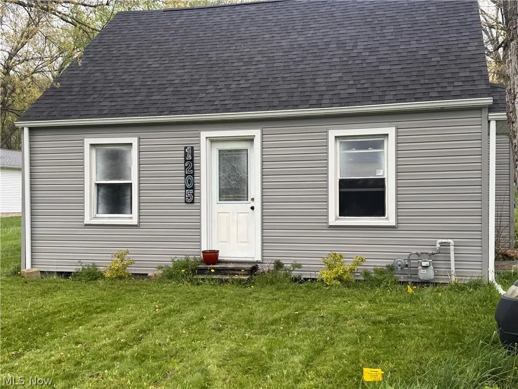 1205 Shannon Rd