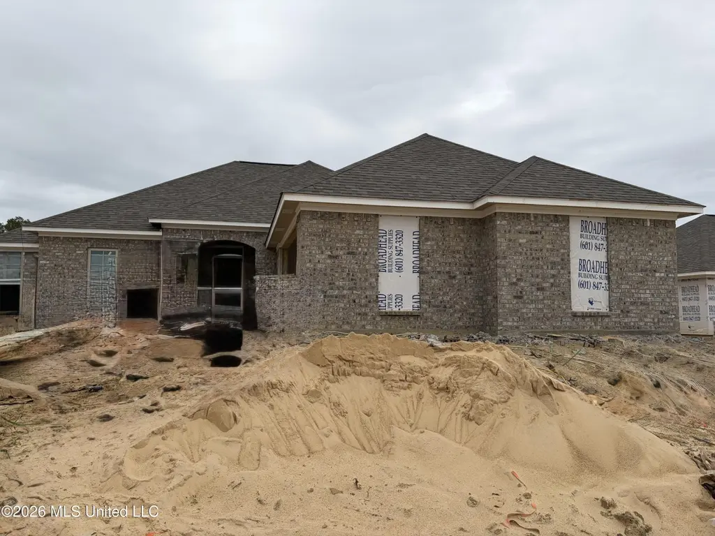 164 Madisonville Dr