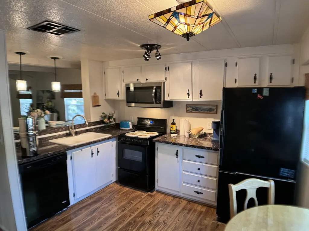 1304 N Beeline Hwy #13