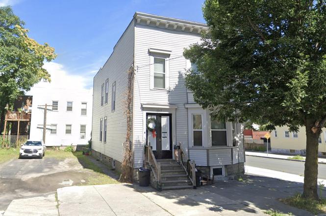 187 N Lake Ave