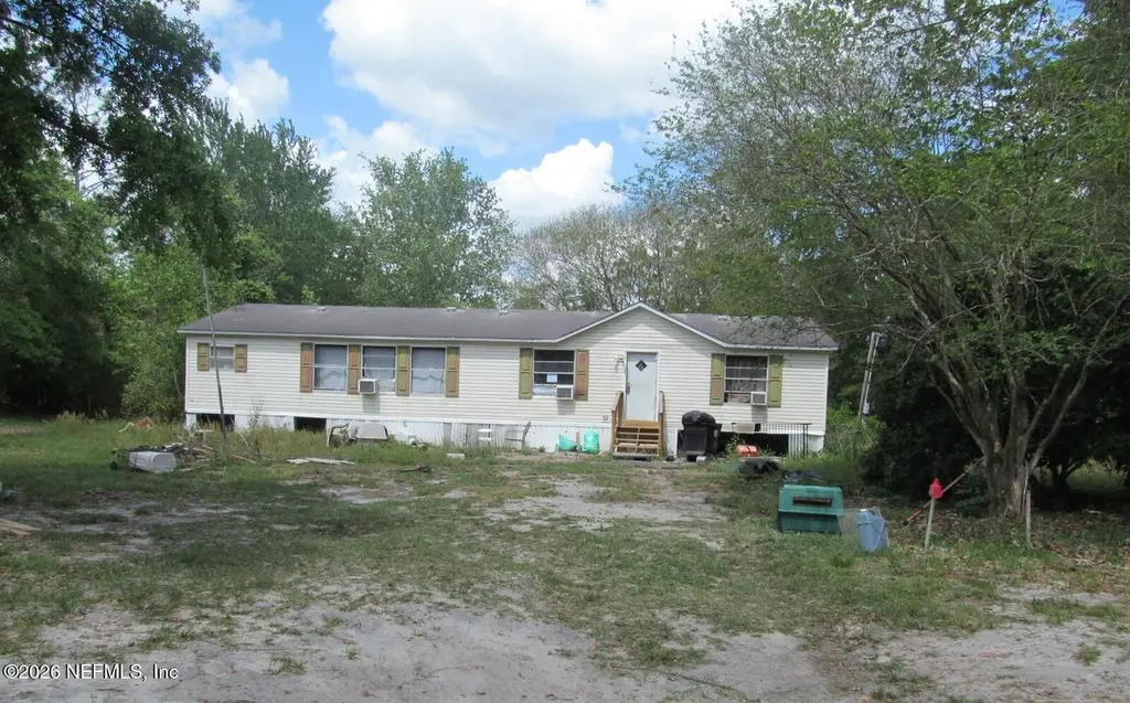 132 Mandrake St