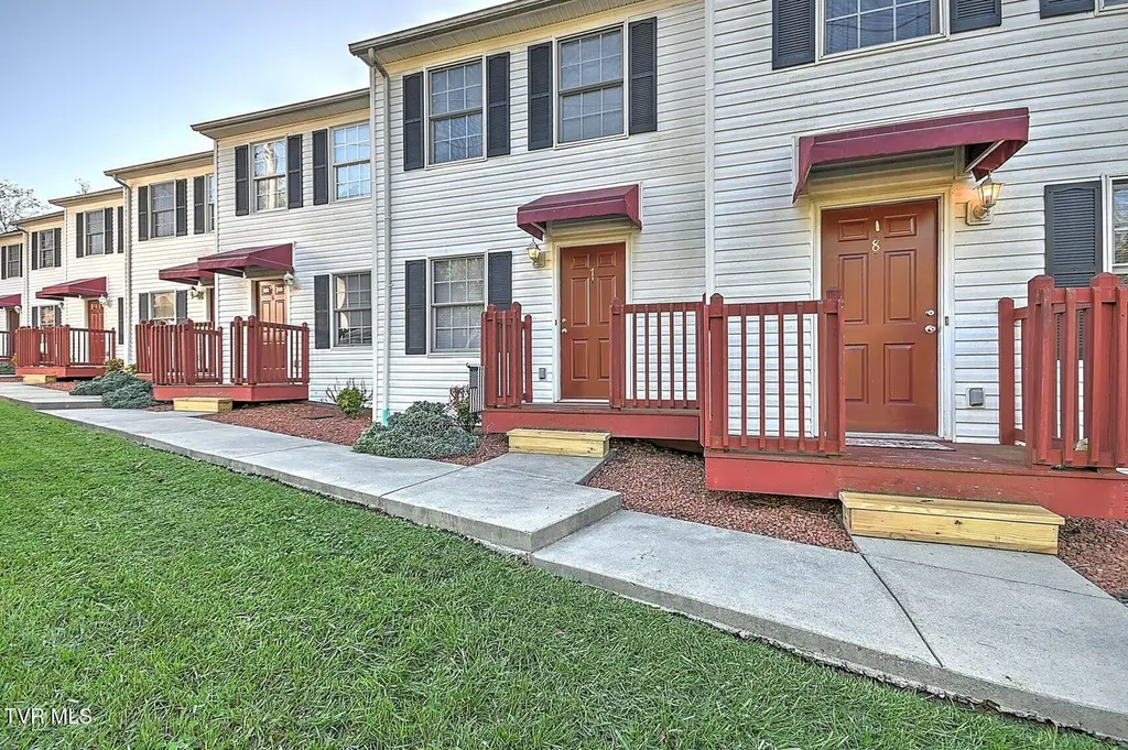 801 Magnolia Ext #3