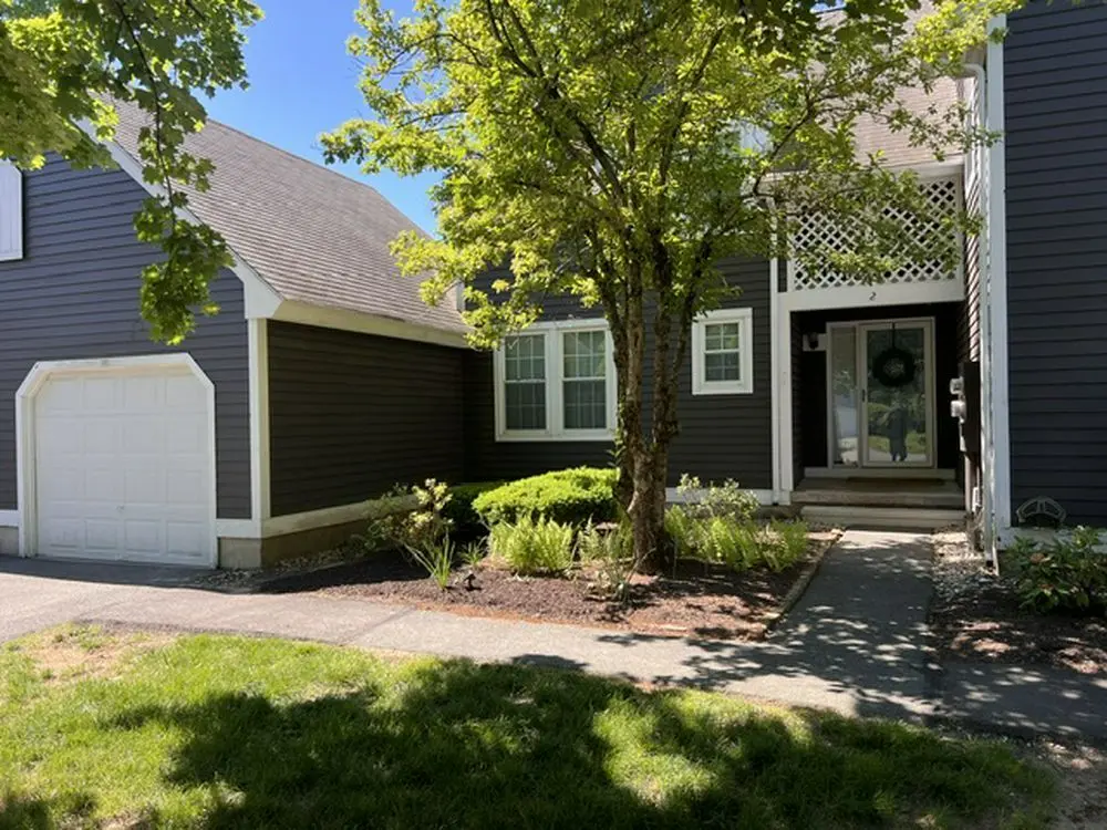 2 Fairmount Ln