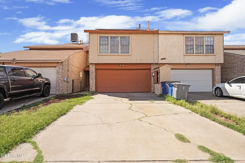 1901 Bobby Jones Dr B