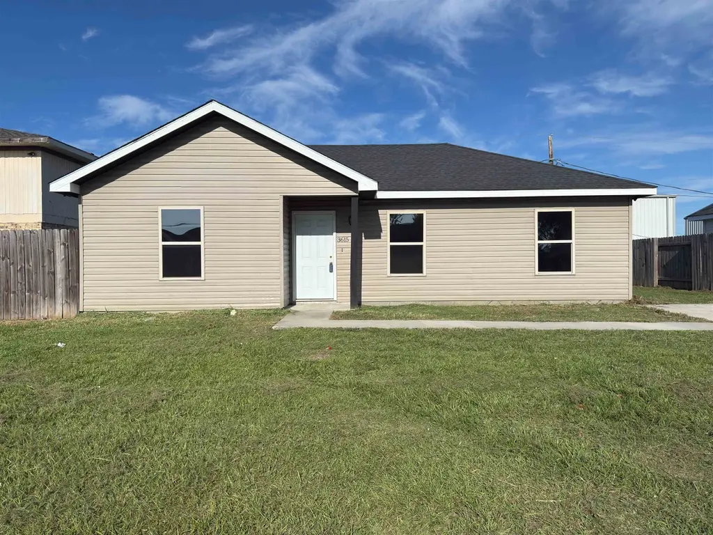 3615 Thomas Dr