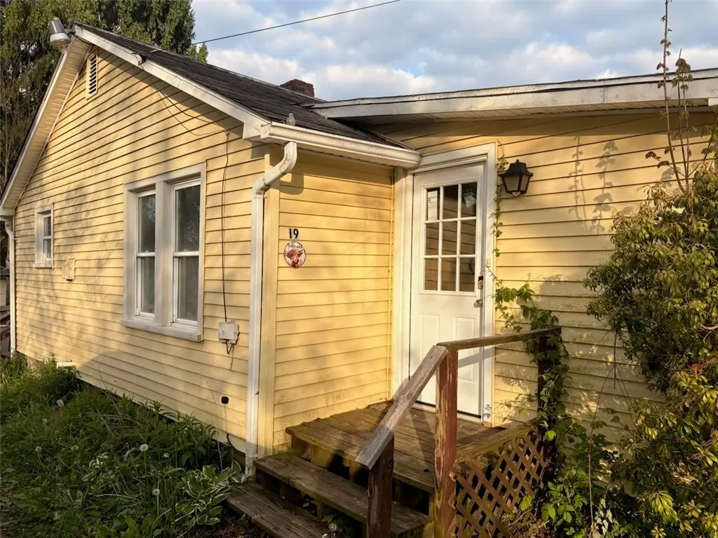 19 Saul Ave