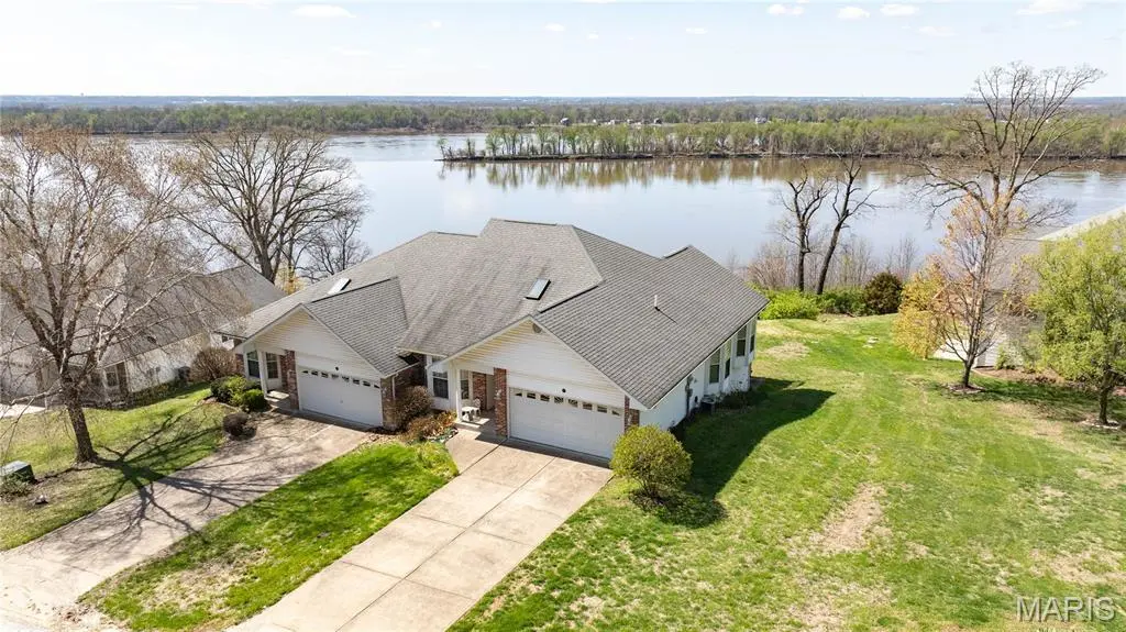 48 Quarry Riverfront Rd