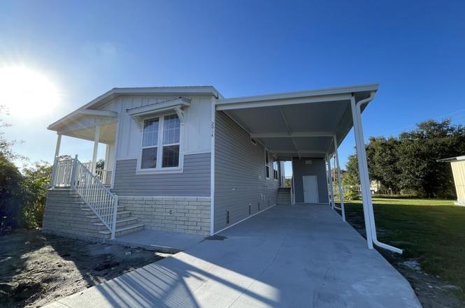2914 Stallion Ct