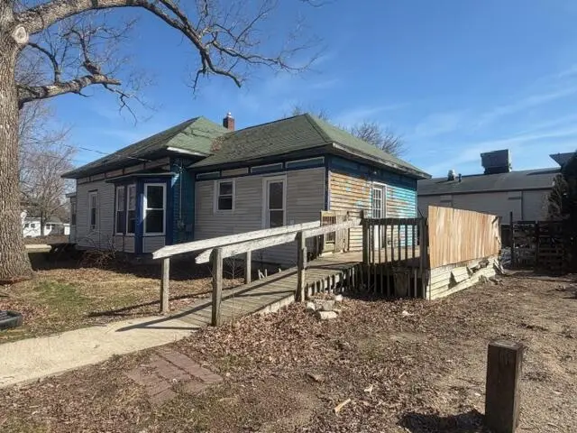 81 S Gibbs St