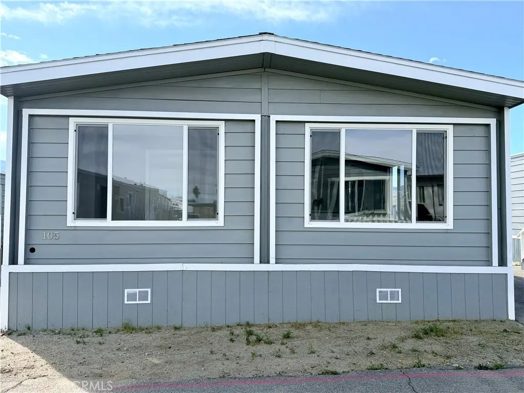 17069 N Indian Canyon Dr #105