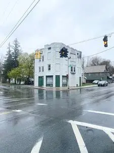 708 Main St