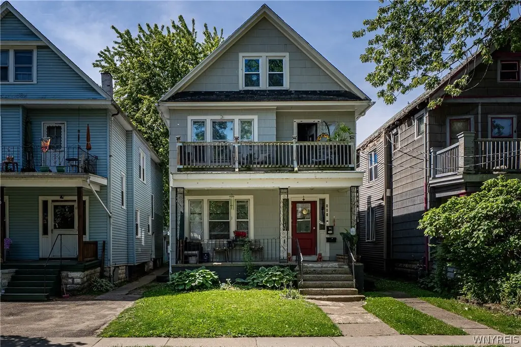 101 Woodside Ave
