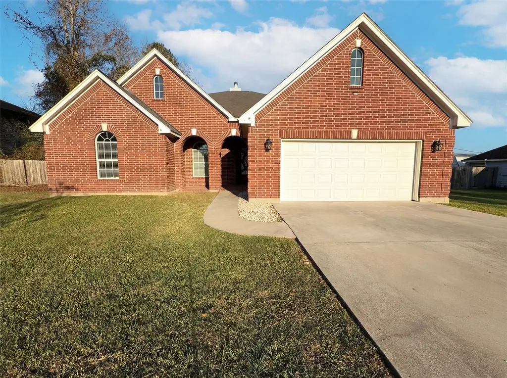 32914 Westwood Square East Dr
