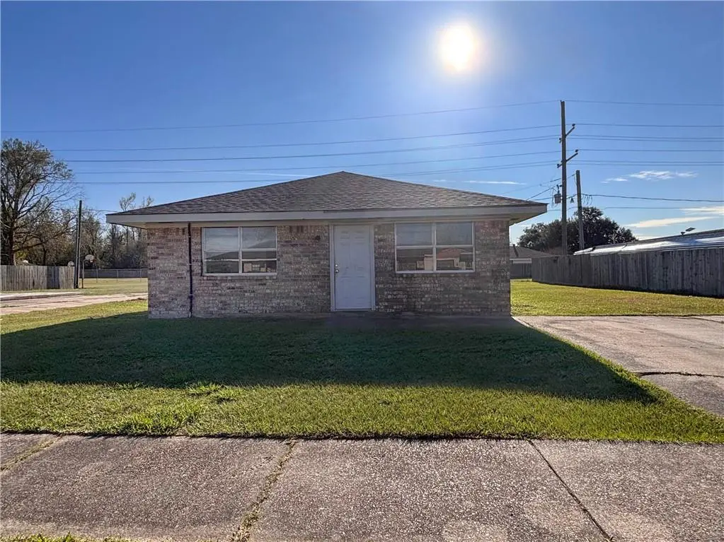 3708 Baker Dr