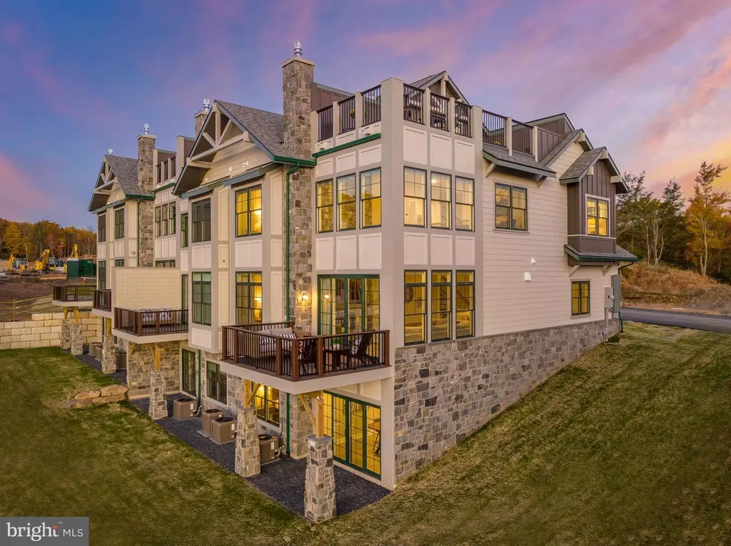 630 Hunter Circle - Private Vacation Clb Unit 3 2ND HOME ALT