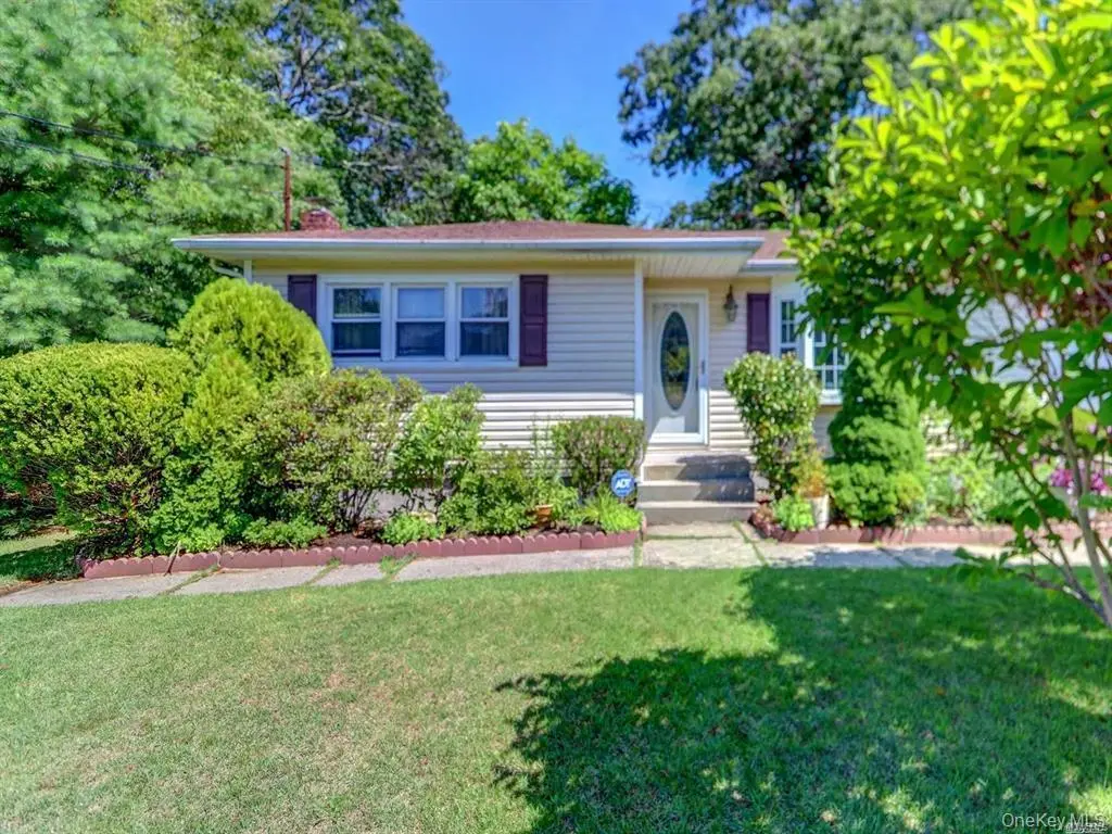 22 Teller Ave