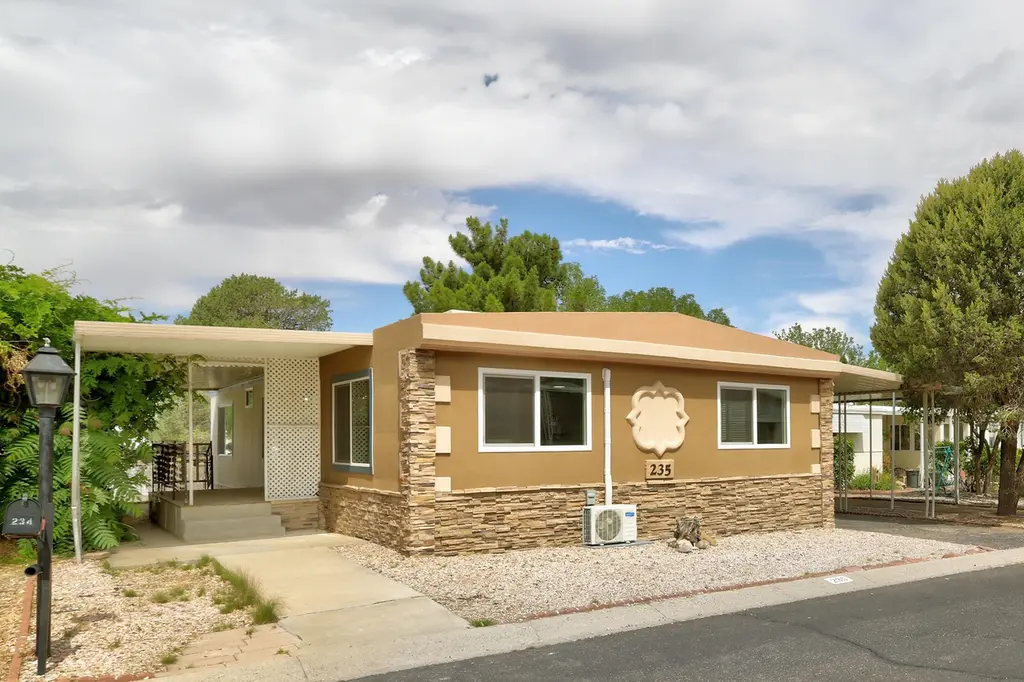 7112 Pan American NE #235