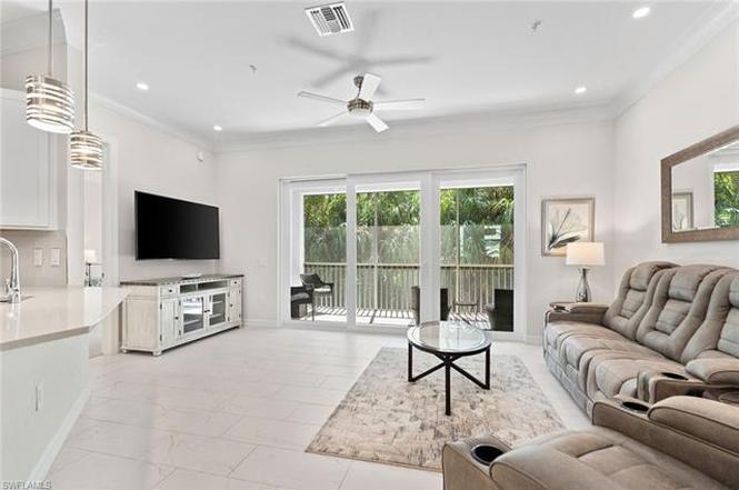 238 Indies Dr E #201