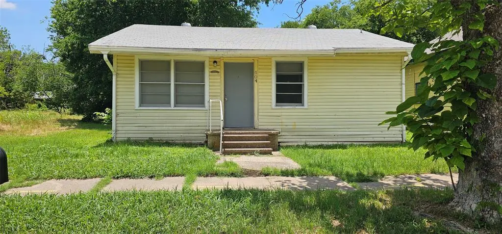 104 Smith St