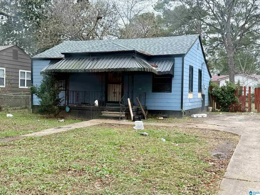 5828 Court Q