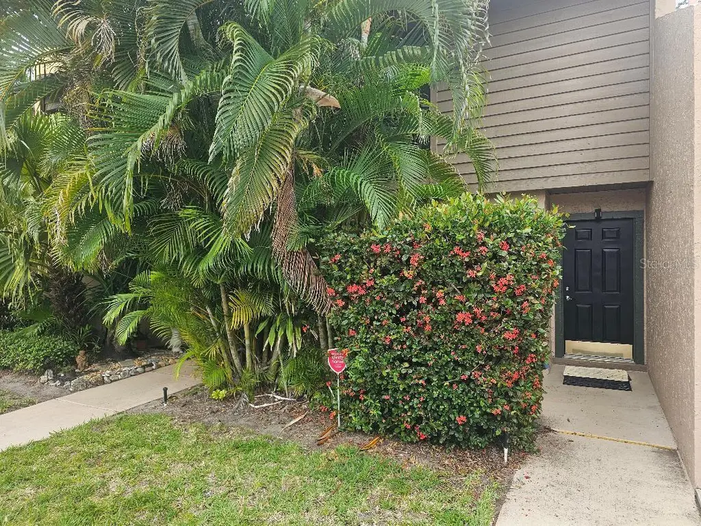 956 Sunridge Dr Unit H2