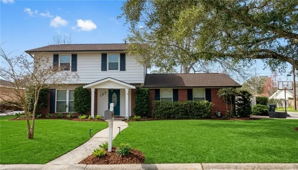 107 Matthews Dr