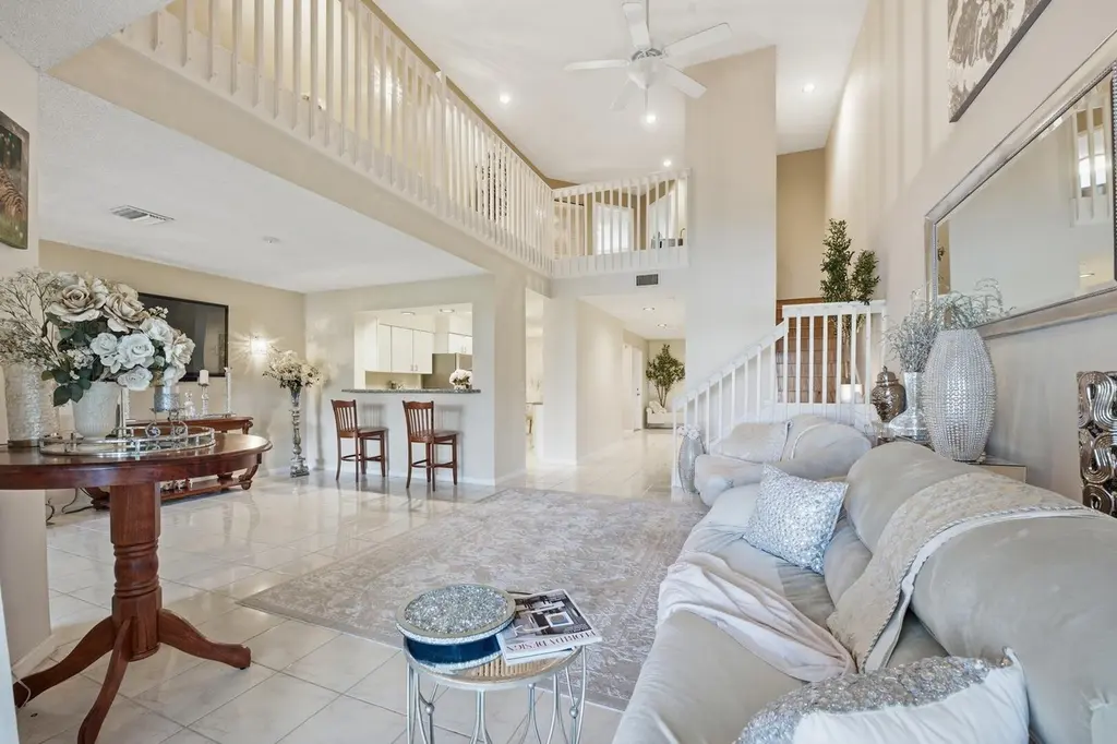 9172 Boca Gardens Pkwy Unit B