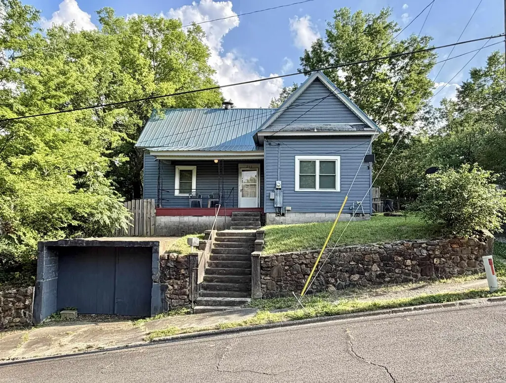 240 Plateau St