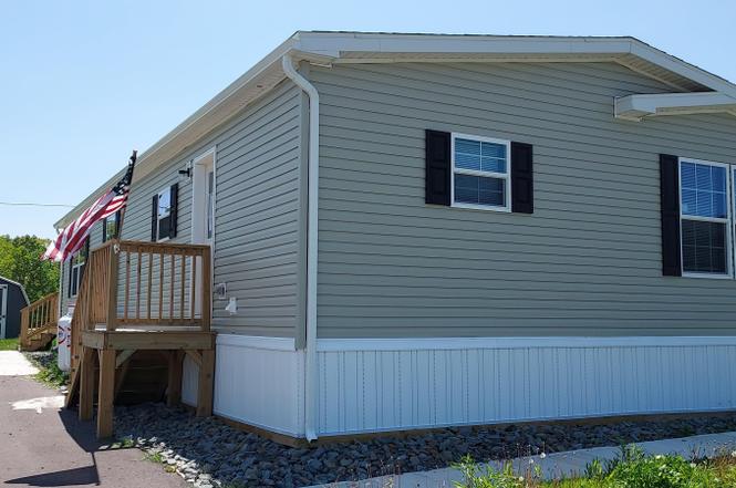 141 Oakwood Lake Rd